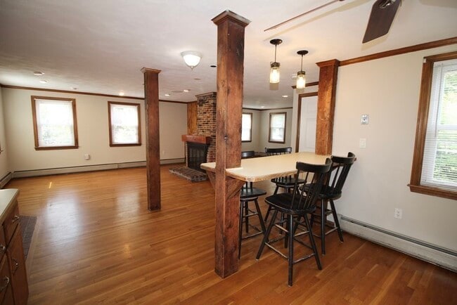 Building Photo - 27 Andover Rd