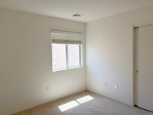 Building Photo - 9315 Indian Corn Ct