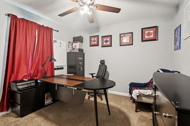 Building Photo - Elegance at it's Finest