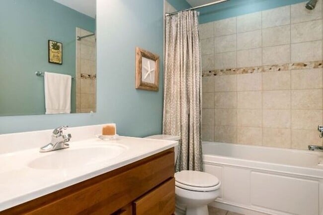 Building Photo - $2,100 | 3 Bedroom, 2.5 Bathroom Townhouse | No Pets | Available for an August 1st, 2026 Move In!