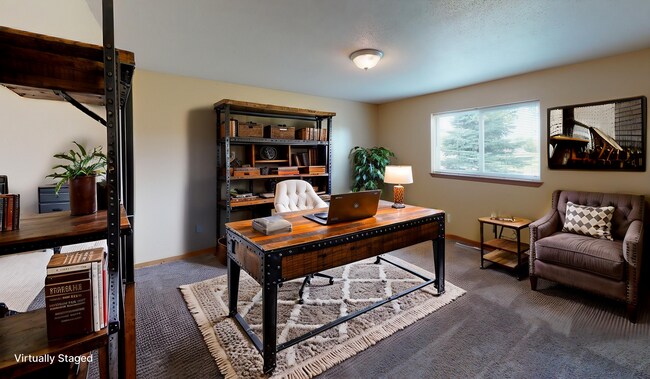 Building Photo - 2 BD, BOTTOM LEVEL, NO STEPS, IN UNIT WASH...