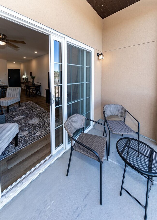 Building Photo - Modern Westside Living by Ute Valley and Garden of the Gods | Secure Building, Luxury Finishes & ...