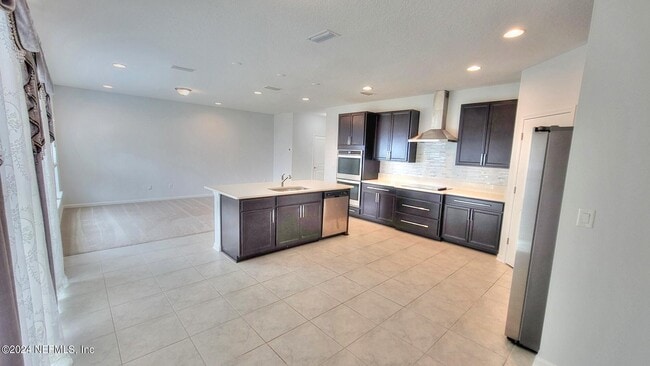 Building Photo - 2028 Hawkeye Pl