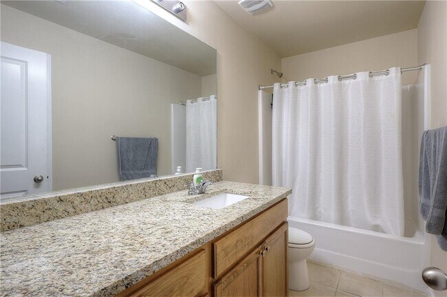 Building Photo - 1230 Dianne Dr