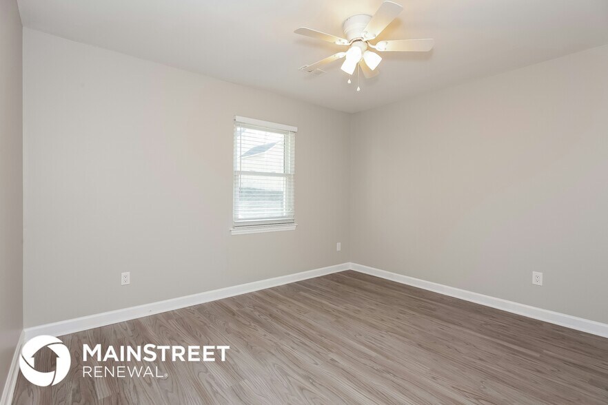 Building Photo - 1322 Bellingham Dr