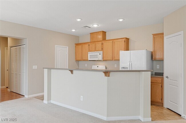 Building Photo - 7322 Fools Gold St