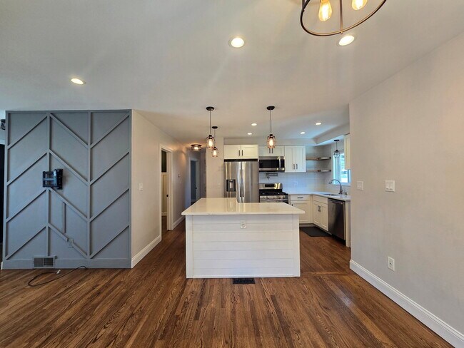 Building Photo - 29414 Sherry