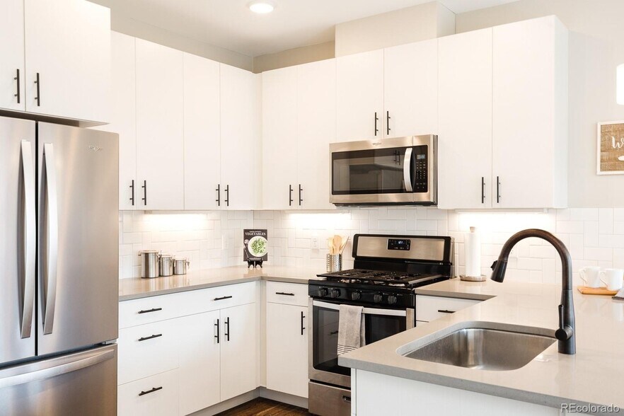 Building Photo - 2729 W 28th Ave