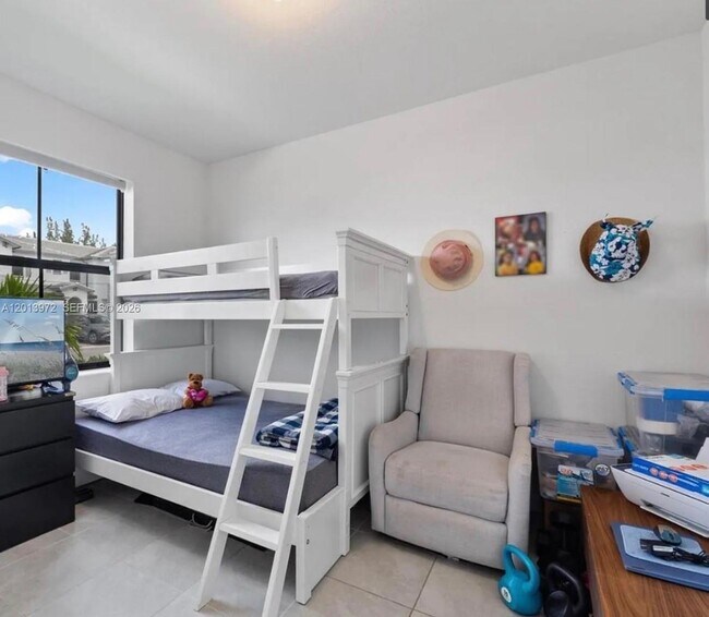Building Photo - 13250 SW 285th St