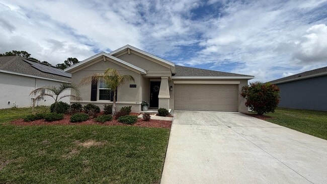 Building Photo - Beautiful 3 bed 2 bath Home