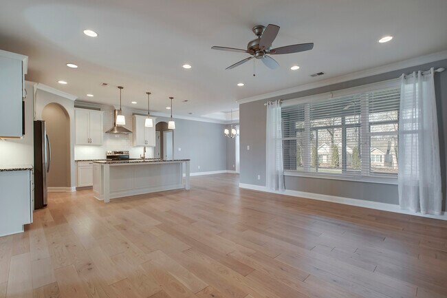 Building Photo - 122 Pocola Way