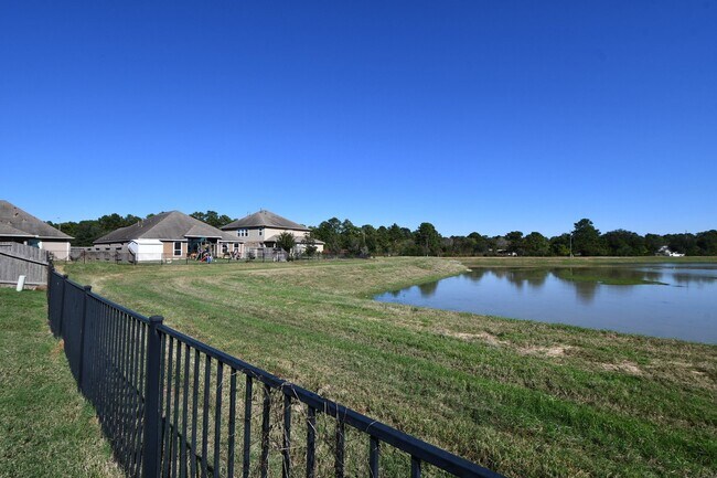 Building Photo - 15462 Signal Ridge Way