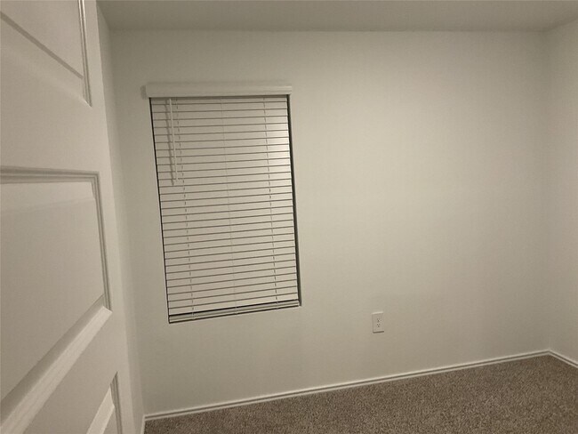 Building Photo - 6235 Scarlet Halo Ln