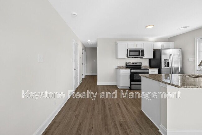 Building Photo - 105 Mace Ln