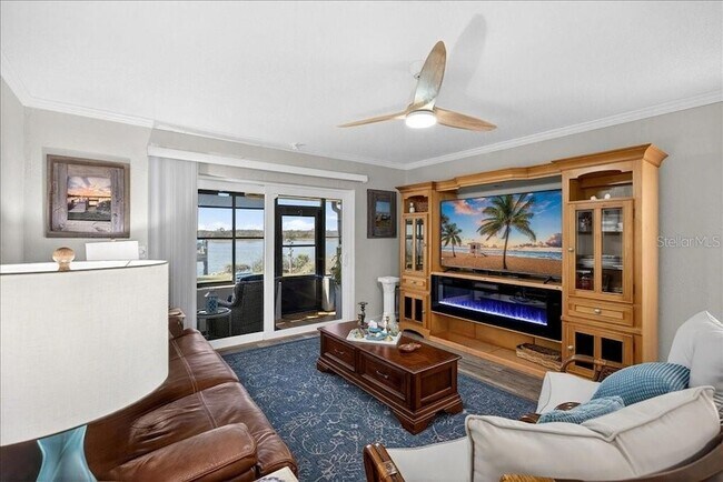 Building Photo - 1 N Ocean Palm Villas