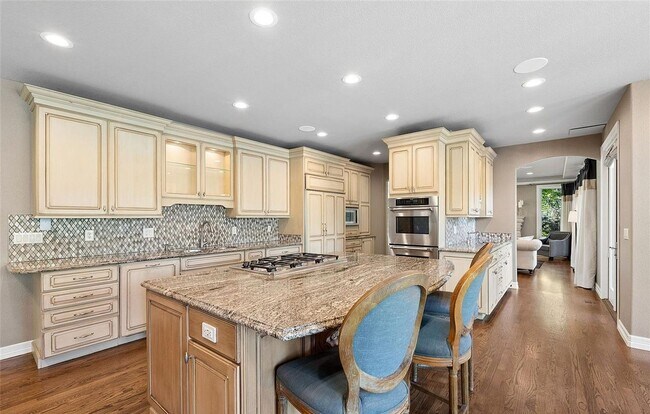 Building Photo - 4443L W Cottonwood Pl