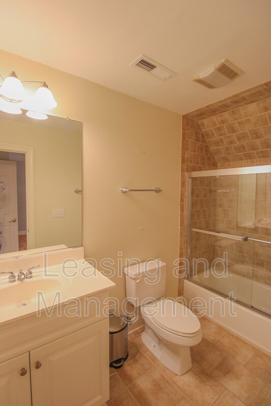 Building Photo - 1666 Back Creek Rd