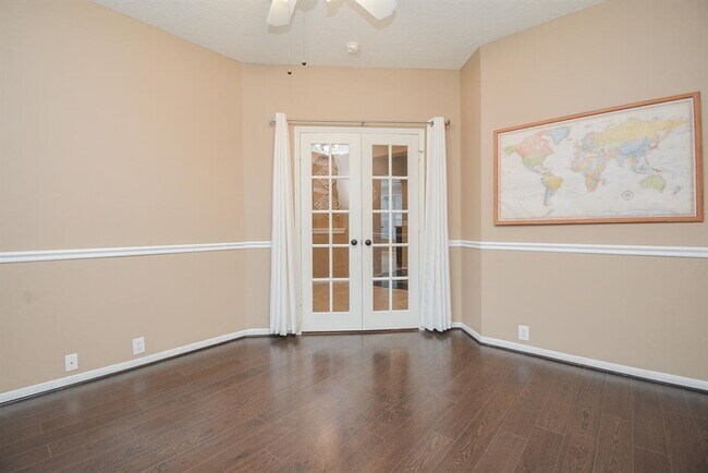 Building Photo - 1410 Hidden Terrace Dr