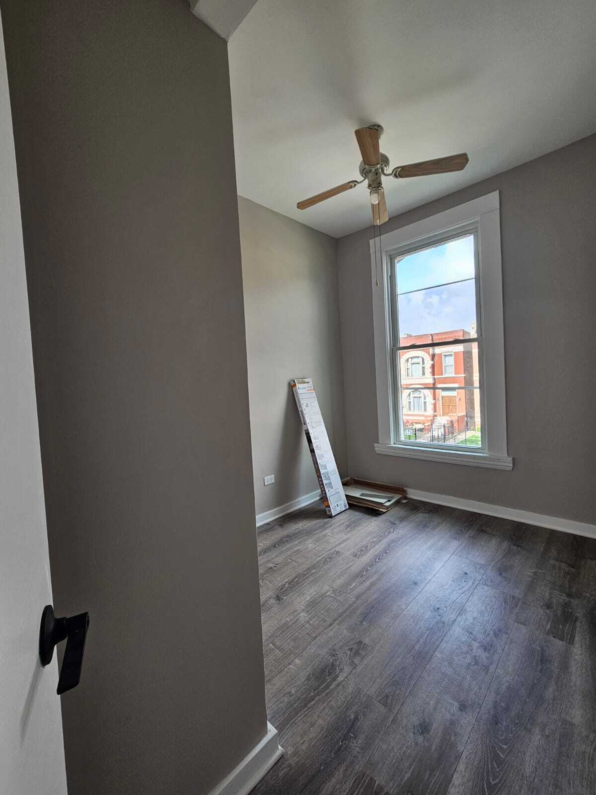 Building Photo - 909 S Bell Ave