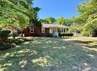 Building Photo - 475 Albemarle Dr