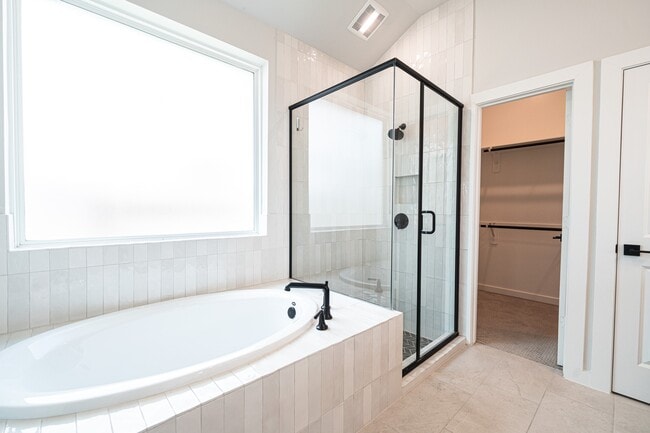 Building Photo - 24819 Yellow Spruce Cir