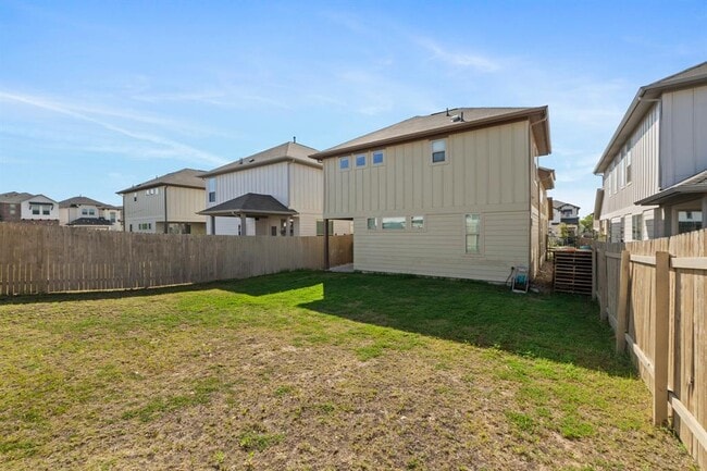 Building Photo - 159 MacArthur Dr