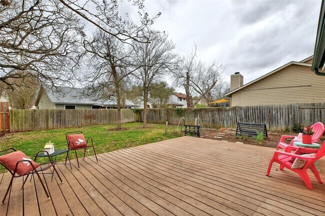 Building Photo - 4505 Clarno Dr