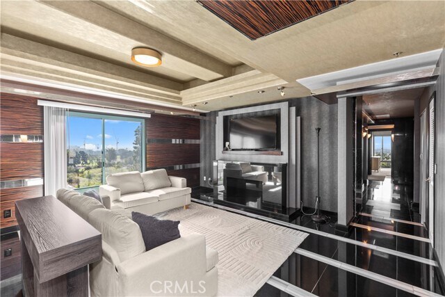 Building Photo - 10336 Wilshire Blvd