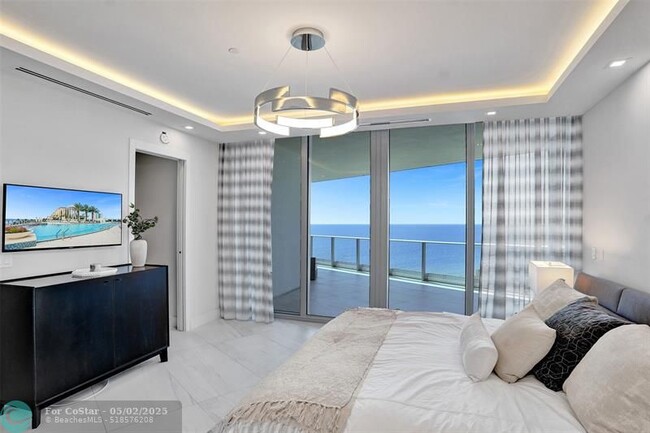 Building Photo - 701 N Fort Lauderdale Beach Blvd