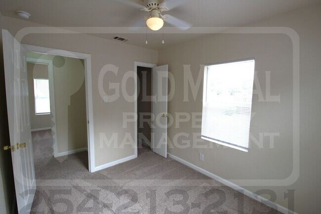 Building Photo - Now Leasing – 1103 S 5th Street