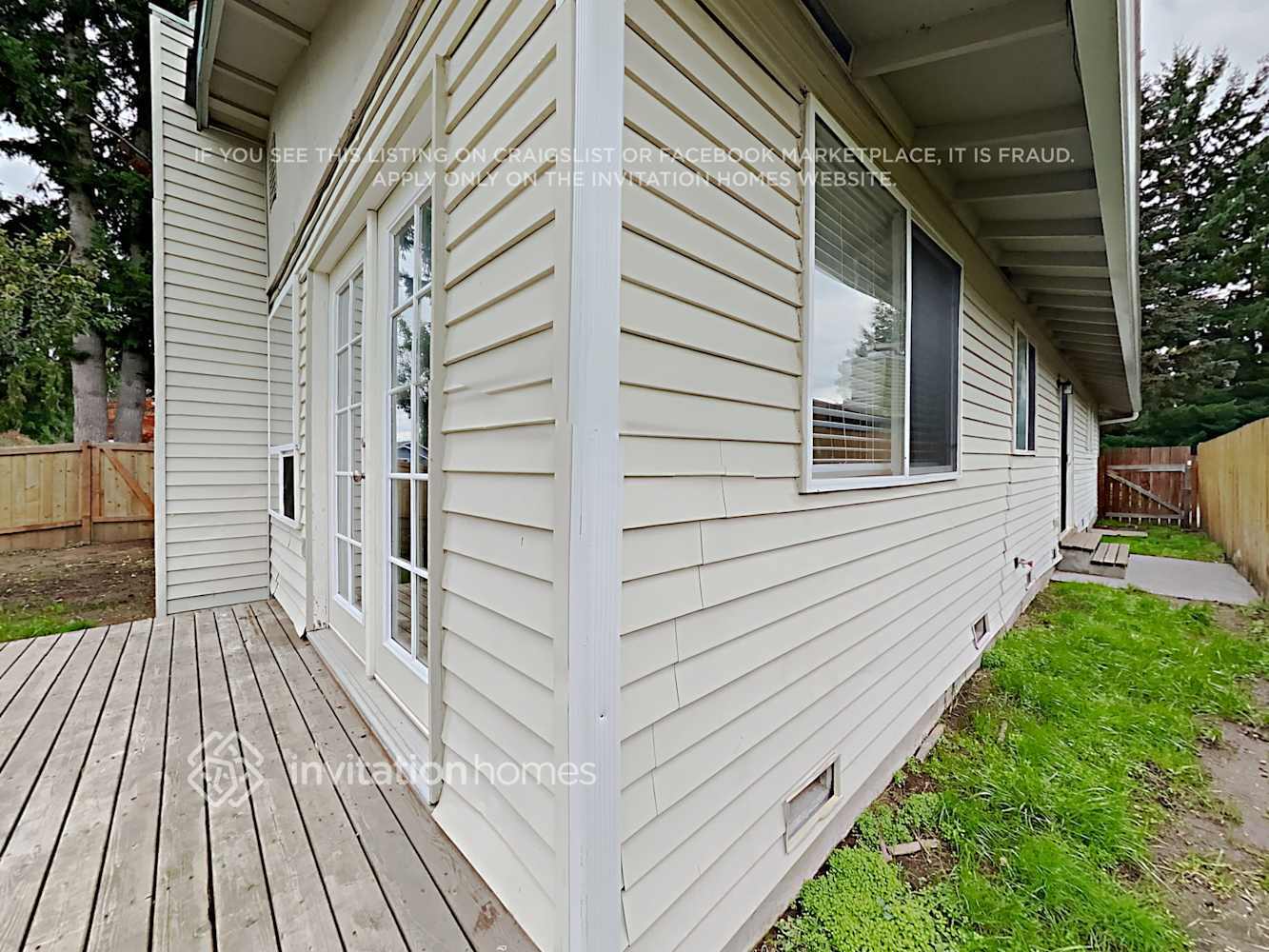 Building Photo - 12428 42nd Ave NE