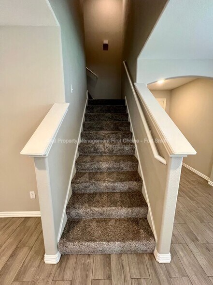 Building Photo - 6623 Leightyn Ln