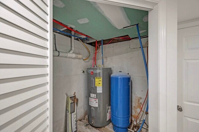 Building Photo - 752 Toll Rd