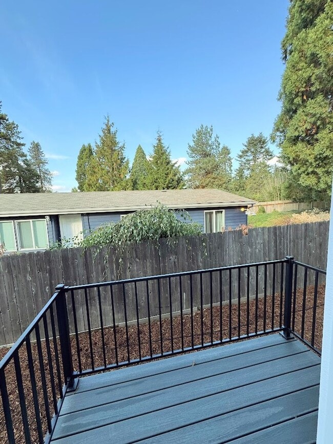 Building Photo - Newly Built 3 Bed, 2.5 Bath Cottage Homes with Free Wifi Internet