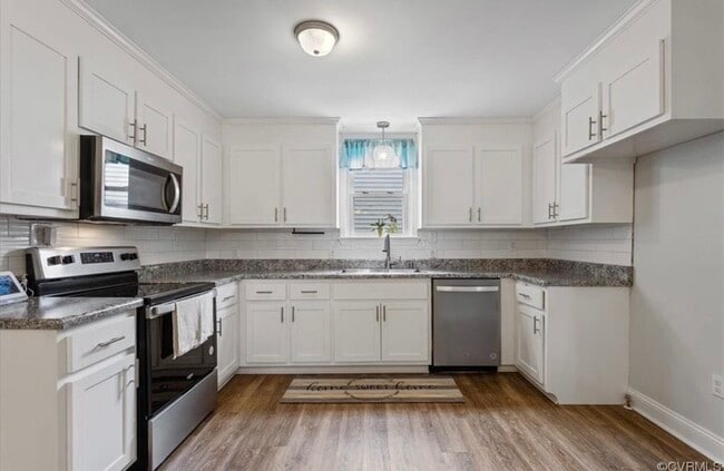 Building Photo - 326 S 20th Ave