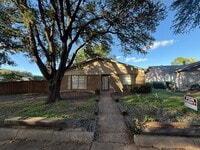 Building Photo - 3-Bedroom Home in Garland