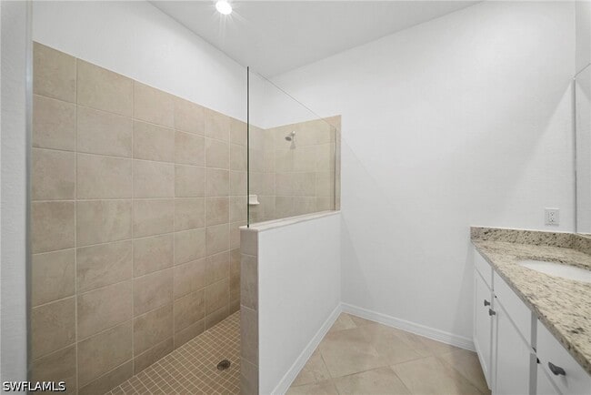 Building Photo - 14836 Palamos Cir