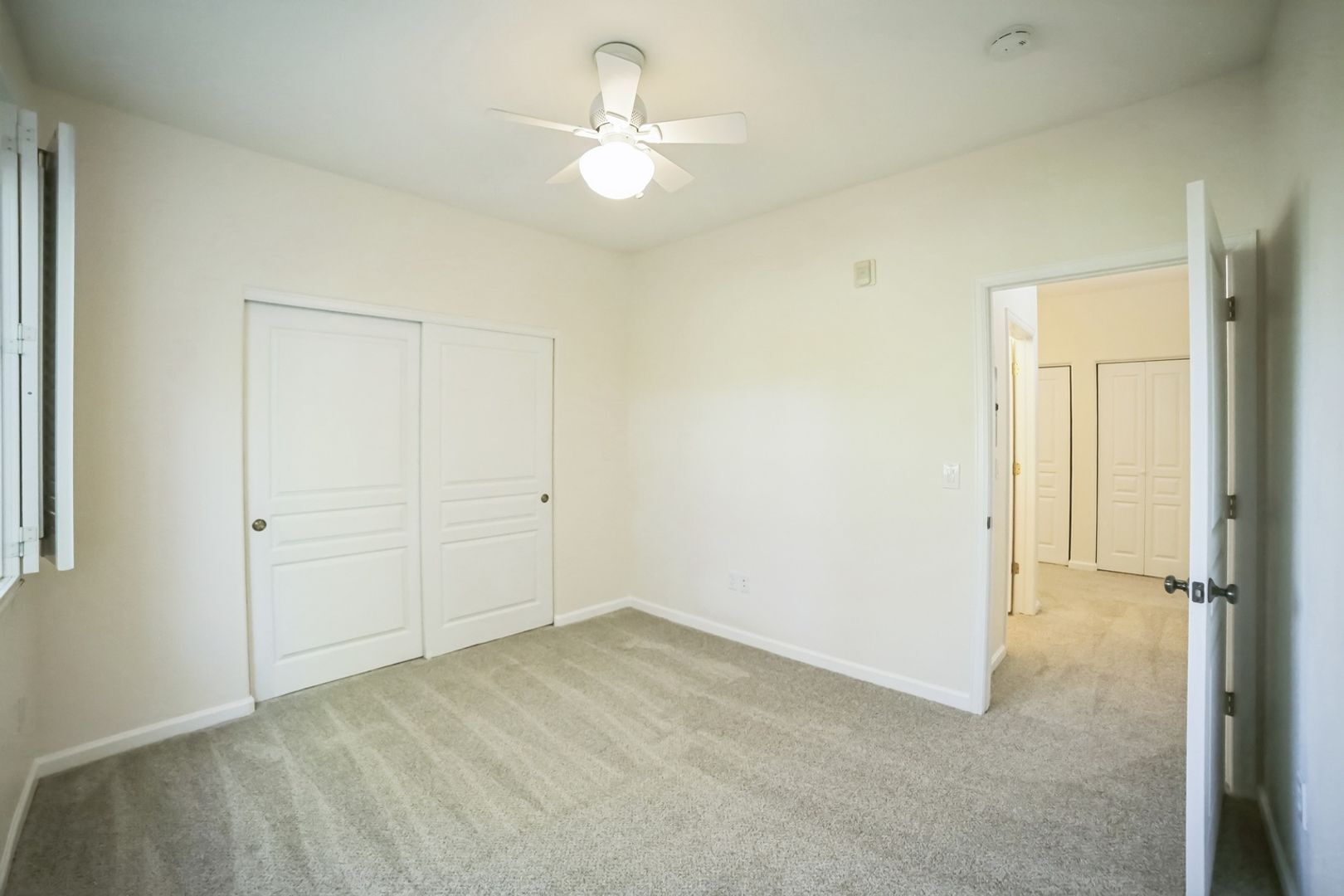Building Photo - 8035 Lee Dr