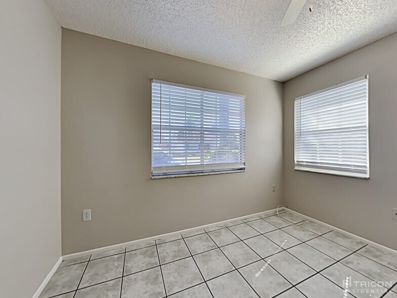 Building Photo - 4022 37th St Ct W