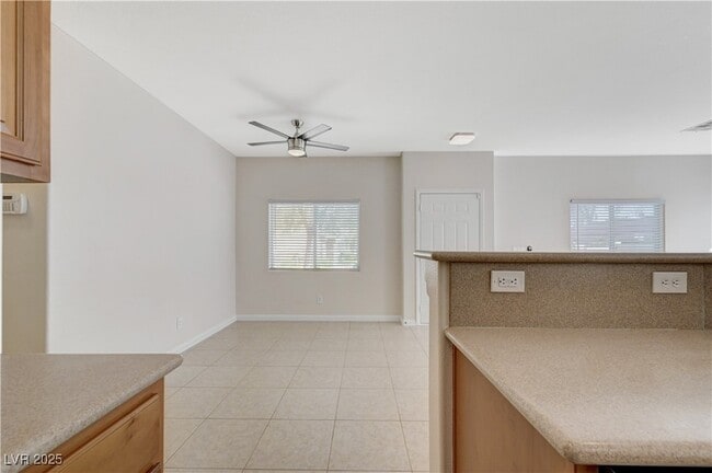 Building Photo - 4855 Double Down Dr