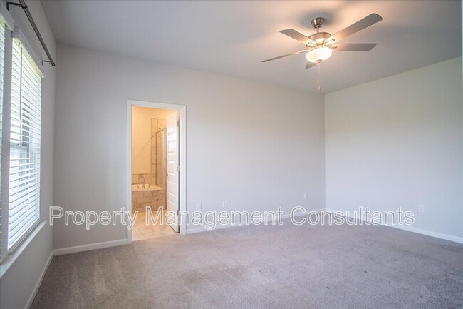 Building Photo - 154 Lillian Farms Blvd