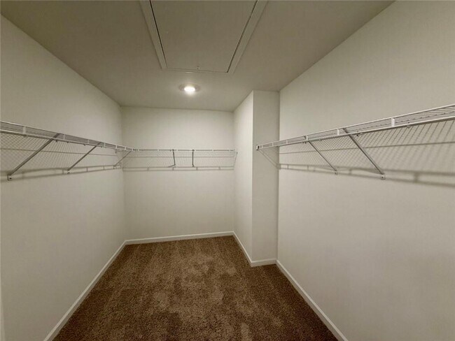 Building Photo - 5333 Frontier Ct