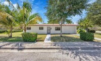 Building Photo - 6250 SW 58th Pl