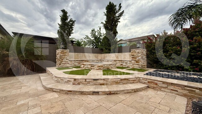 Building Photo - 5284 S Joshua Tree Ln