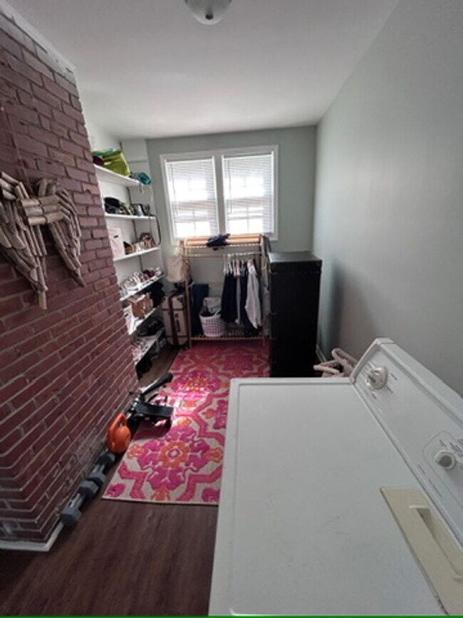 Building Photo - Olympia