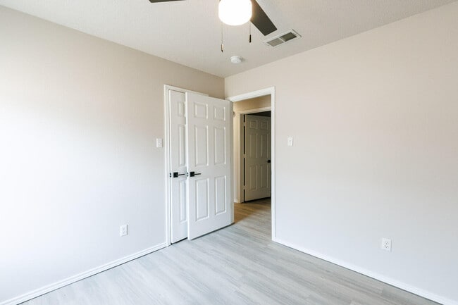 Building Photo - 2507 109th St