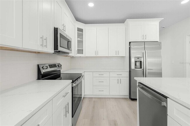 Building Photo - 2203 N Blvd