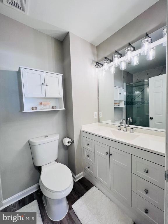 Building Photo - 46375 Pryor Square