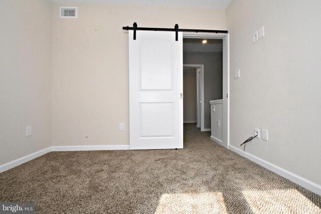 Building Photo - 3554 Miller St