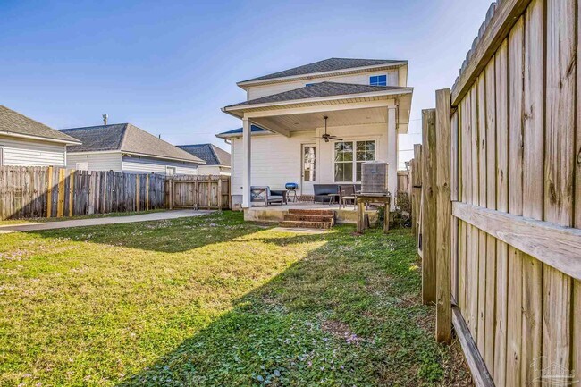 Building Photo - 606 W Intendencia St